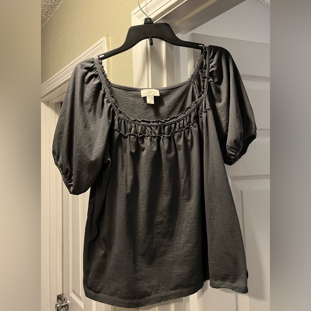 Loft Brand Women’s Shirt. Charcoal color. Size XL